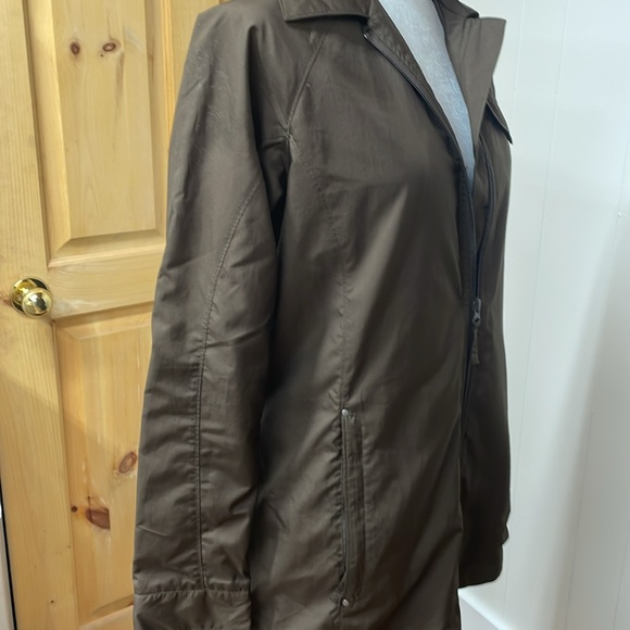 Columbia woman’s coat - Picture 11 of 16